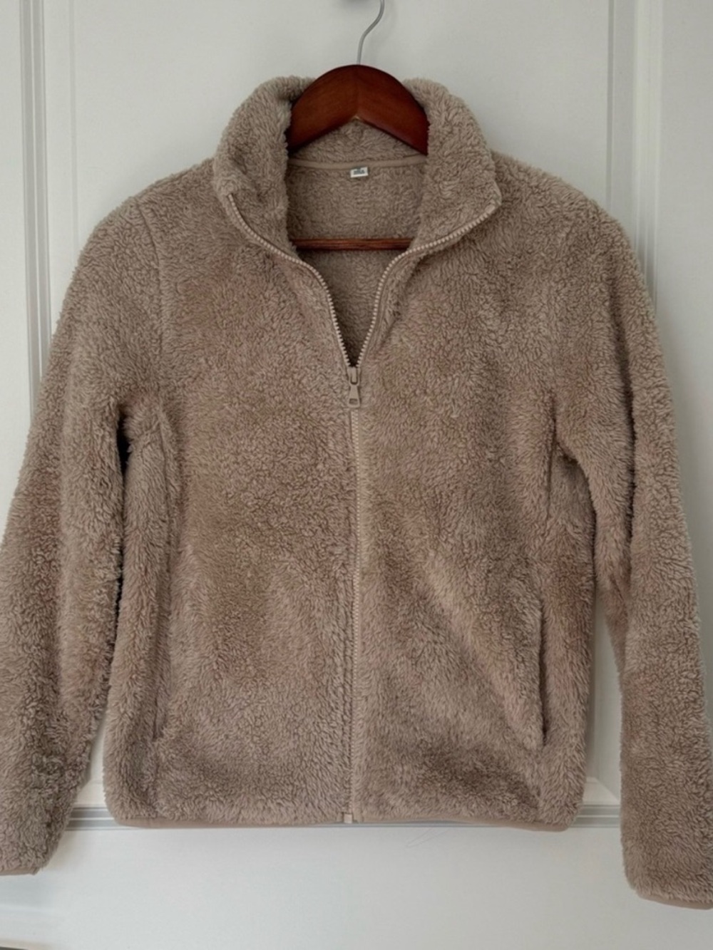 Uniqlo Fluffy Yarn Fleece Full-Zip Jacket